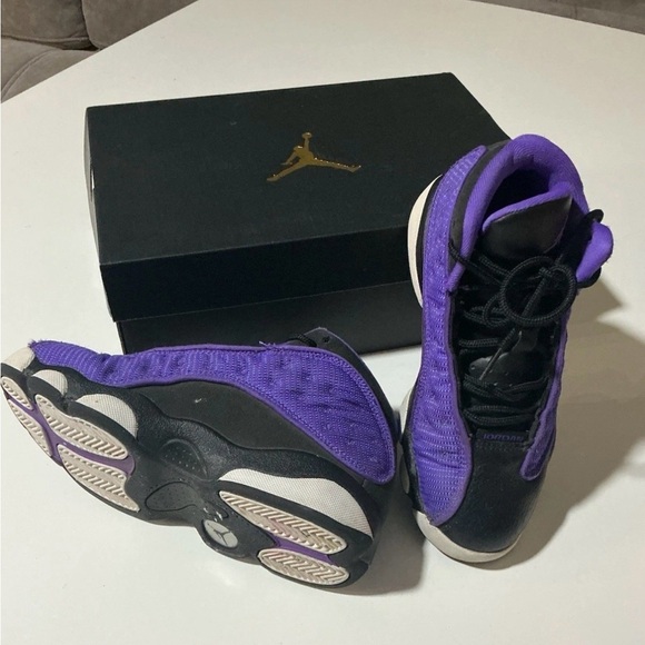 Jordan Kids Shoes Black and Purple - Picture 9 of 11
